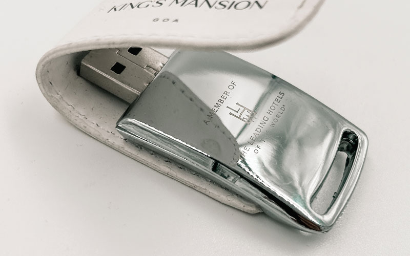 Leading Hotels of the World USB